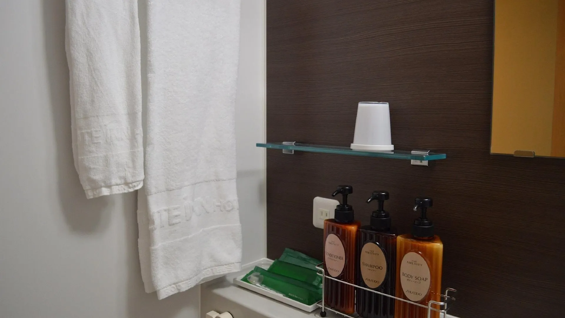 Hotel Route-Inn Nagoya Imaike Ekimae