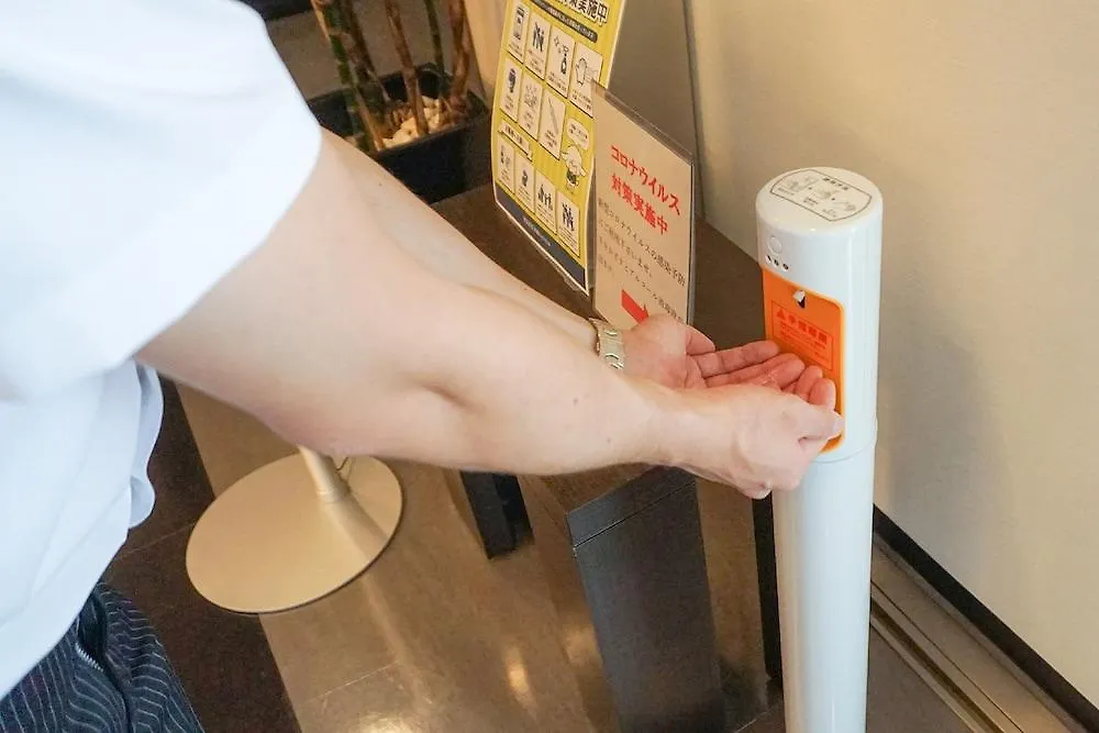 Hotel Route-Inn Nagoya Imaike Ekimae